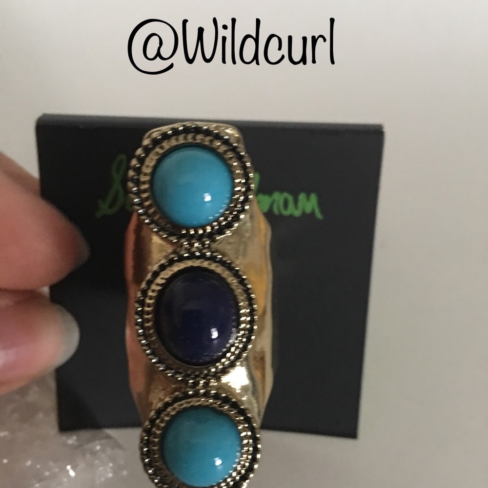 Sam Edelman 3 stone vertical ring